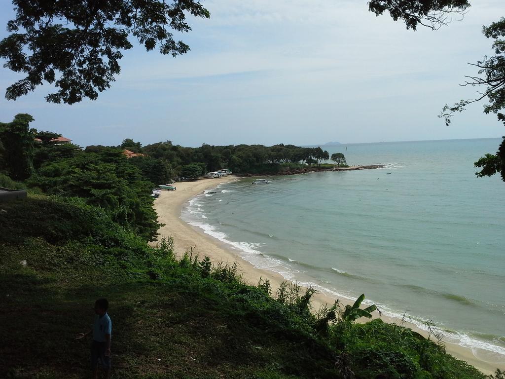 舒适海滩景公寓 芭達亞 外观 照片
